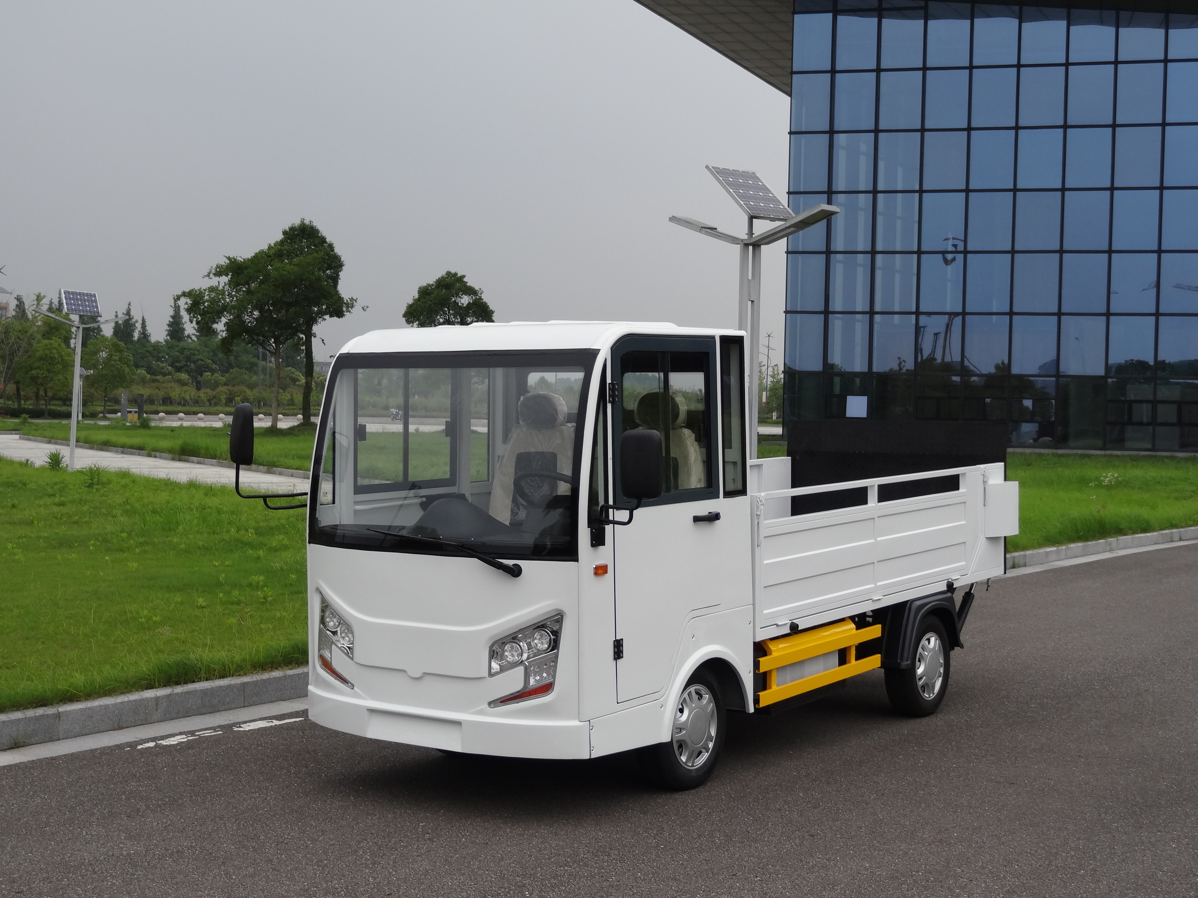 八桶垃圾清運(yùn)車