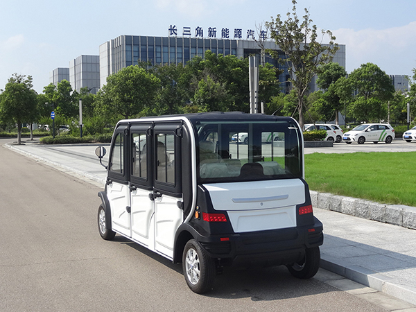 6座封閉式電動觀光車